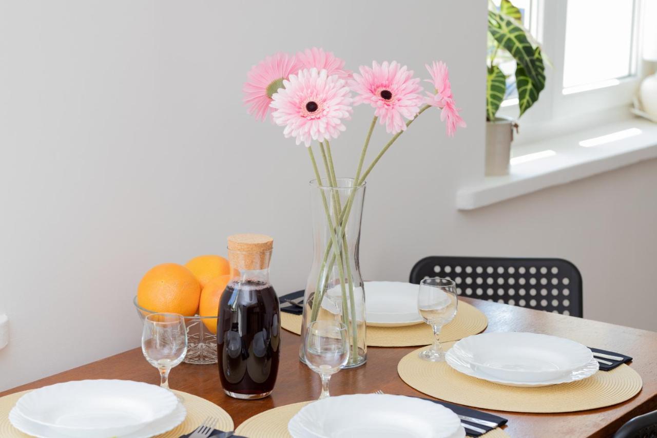 Gdynia Centrum Apartament Abrahama 15 Minut Pieszo Od Plazy Miejskiej By Noclegi Renters Bagian luar foto